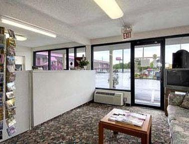 Executive Inn Calhoun Εξωτερικό φωτογραφία