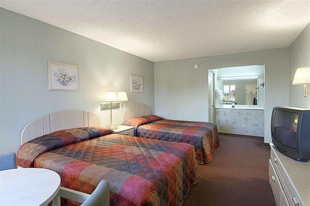 Executive Inn Calhoun Εξωτερικό φωτογραφία